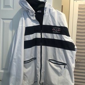 Rain jacket / wind breaker